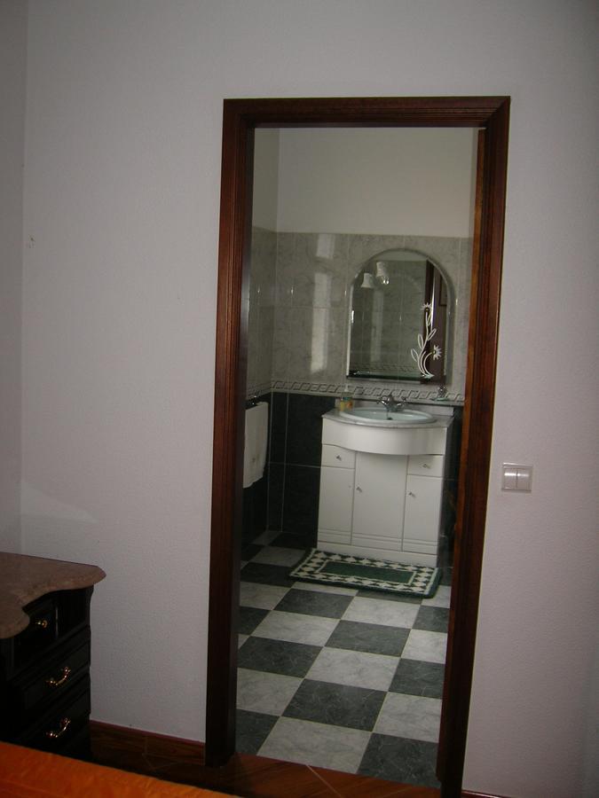 Residencia Ana Piso Um 1 Hotel ซานตาครูซ ภายนอก รูปภาพ