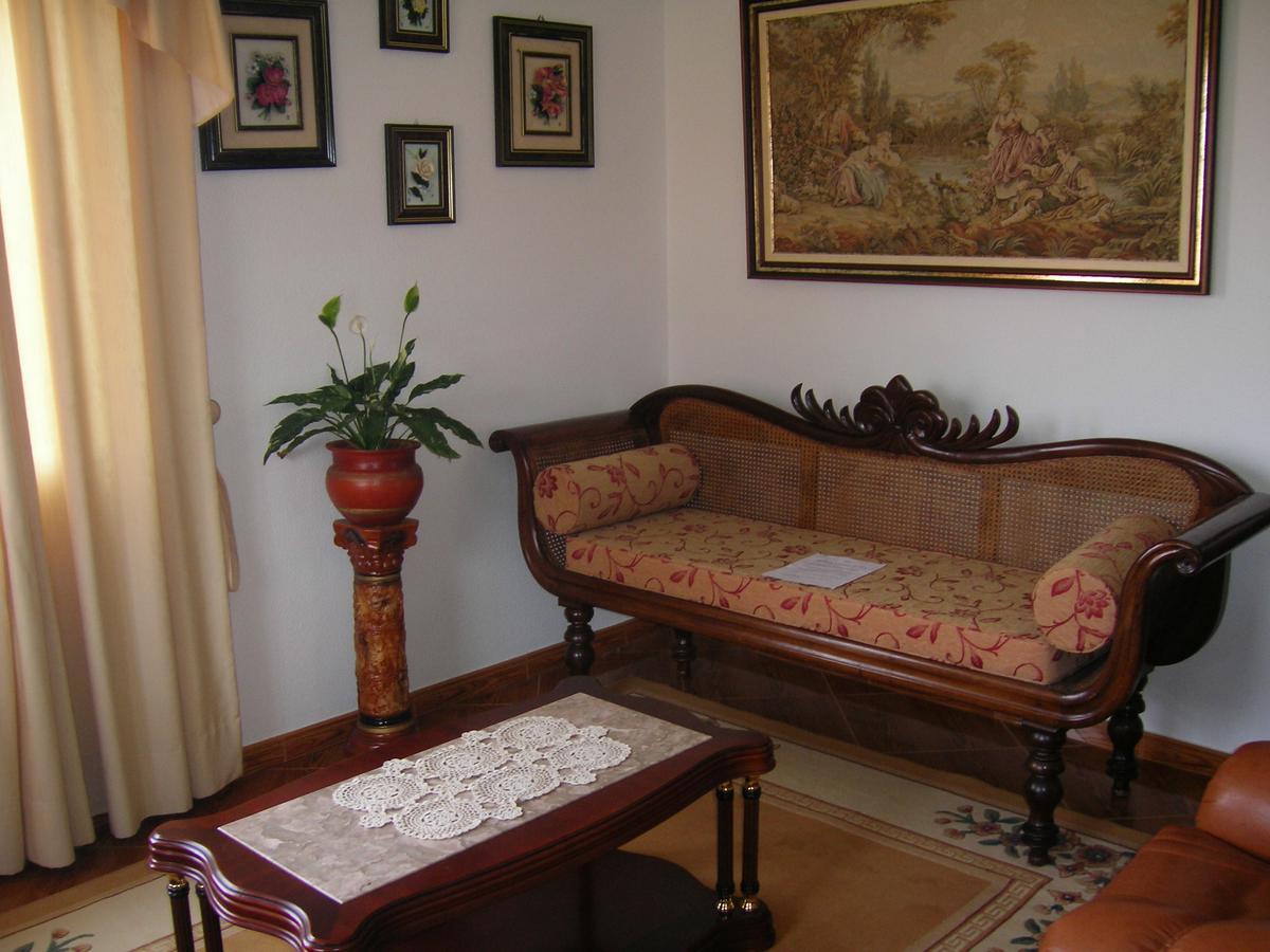 Residencia Ana Piso Um 1 Hotel ซานตาครูซ ภายนอก รูปภาพ
